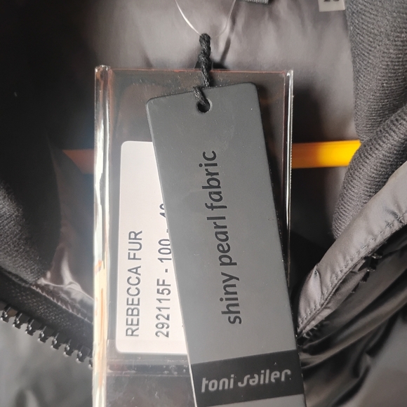 Toni Sailer Saga Furs Rebecca Fur women ski jacket size 40 - Picture 2 of 7